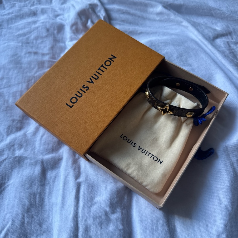 Louis Vuitton Monogram Blooming Bracelet M6534